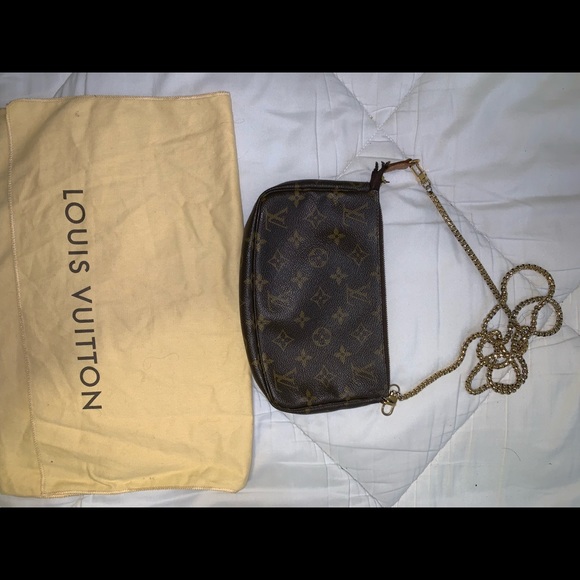 Louis Vuitton Pochette